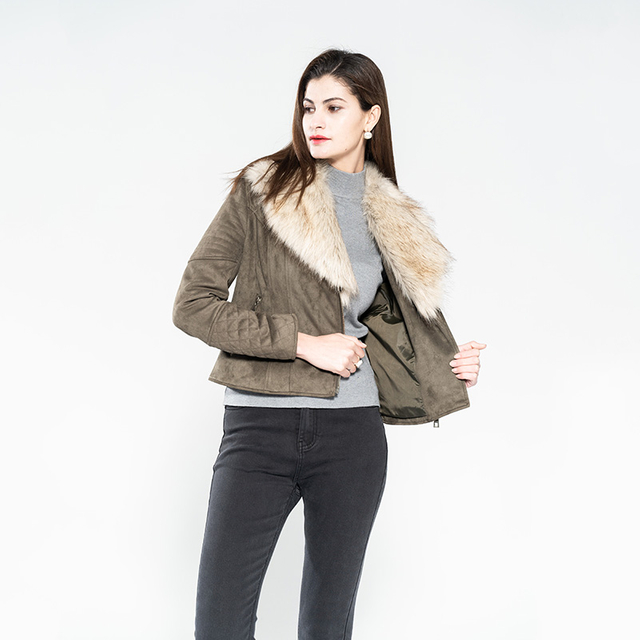女式仿麂皮复合空气层机车夹克，领子和领驳装精致的人造毛